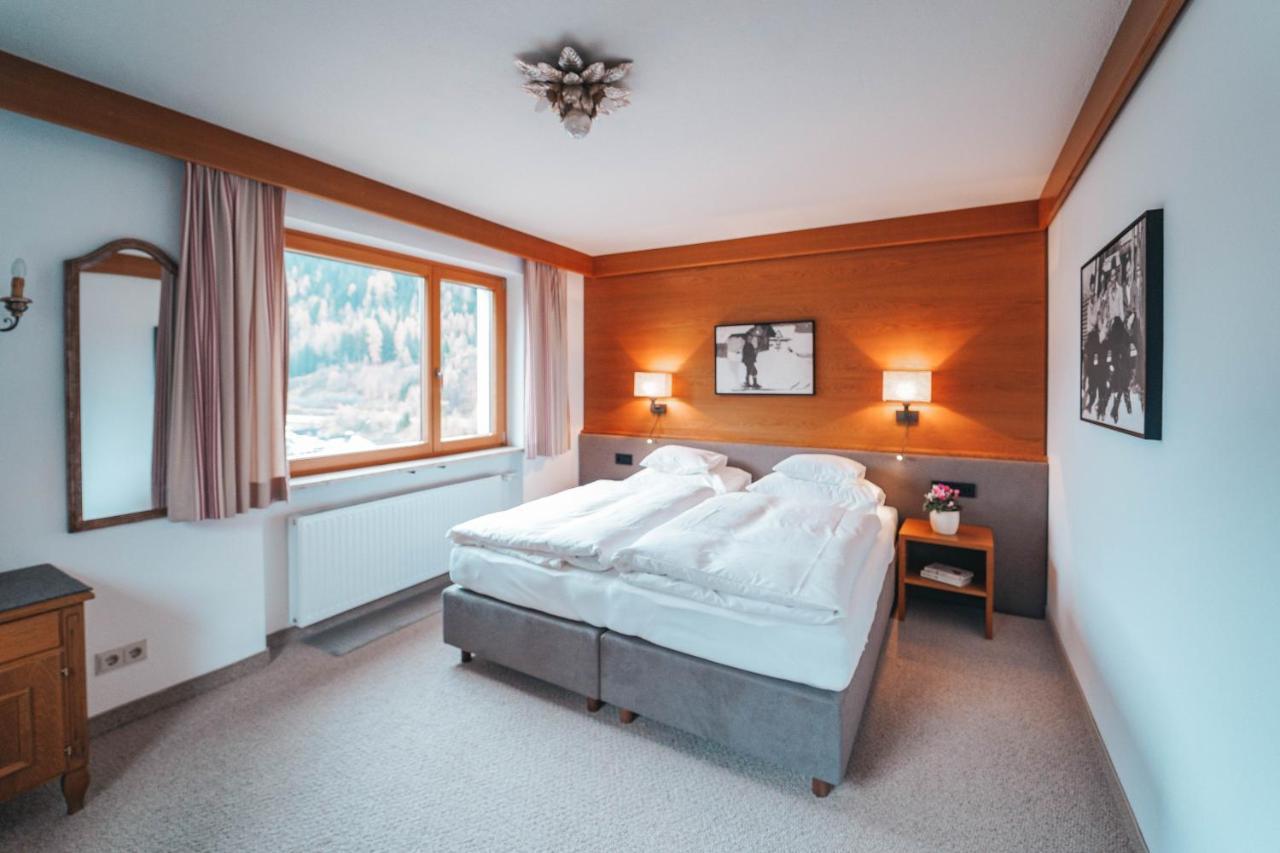 Hotel Garni Almjur St Anton am Arlberg Eksteriør billede