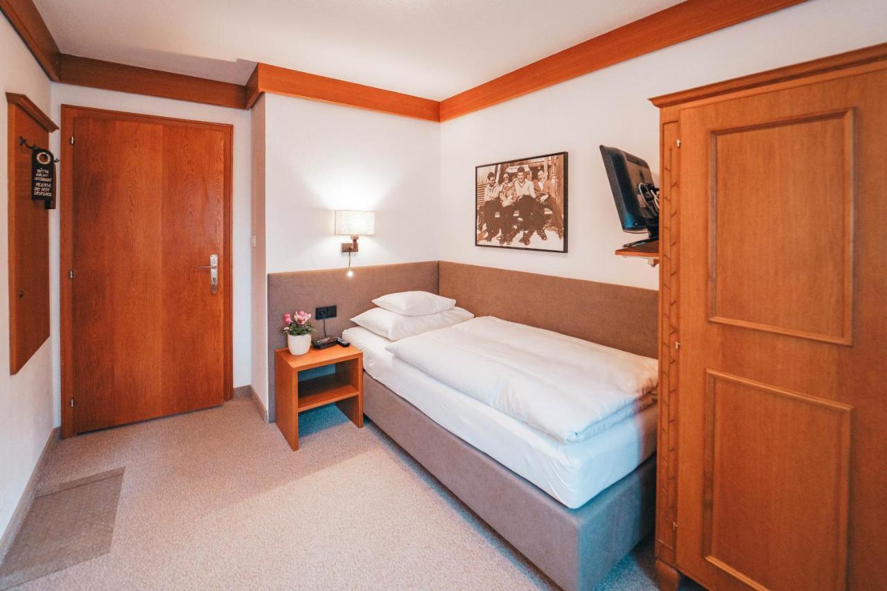 Hotel Garni Almjur St Anton am Arlberg Eksteriør billede
